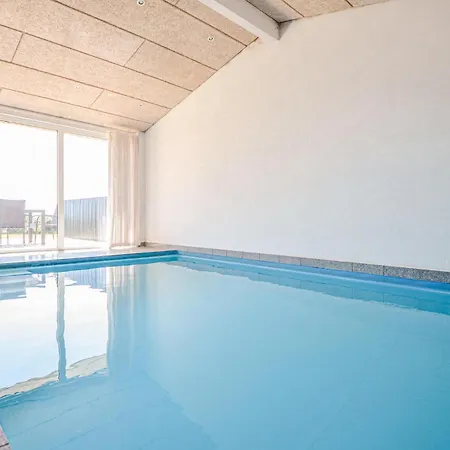 In With Private Swimming Pool, Be Inside Or Outside *
